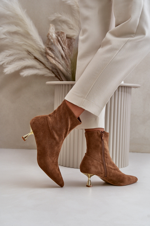 Жіночі черевики на шпильці з еко-замші з гострими носками Camel Irithare