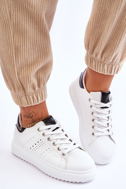 Жіноче спортивне взуття чорно-біле Be First!