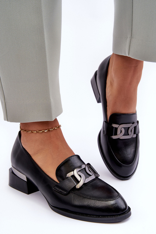 Шкіряні напівчеревики мокасини на каблуці чорні Sakina