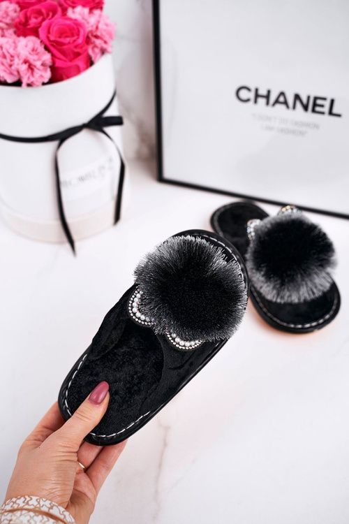 Дитячі домашні тапочки з помпоном Чорна Попелюшка