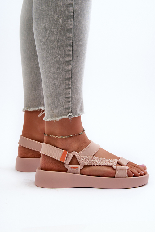 невизначений