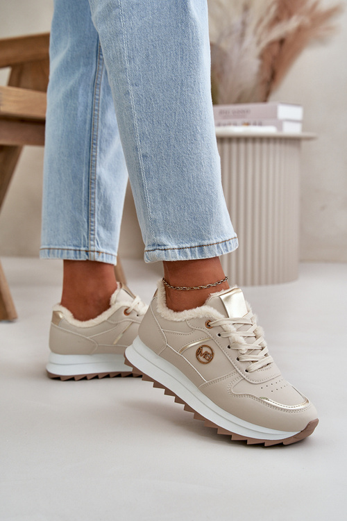 Жіноче спортивне взуття утеплене хутром на платформі світло-бежевий Lerisas