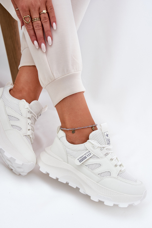 Жіночі Спортивні Кросівки На Грубі Підошві Білі Prononice