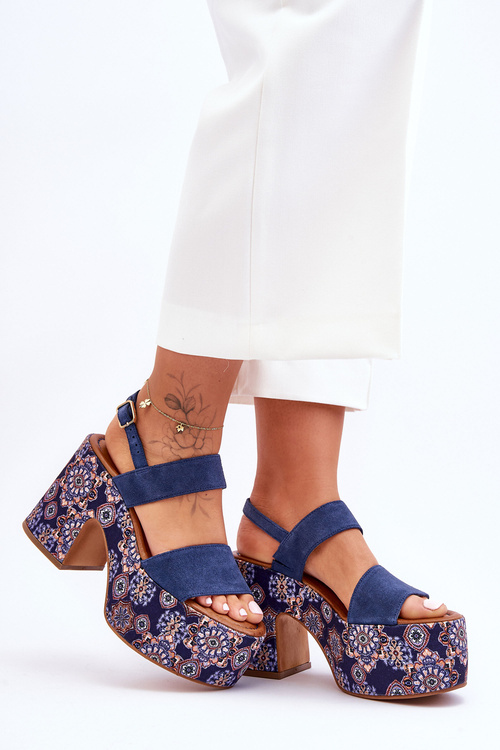 Шкіряні босоніжки Maciejka 06089-17 Темно-синій