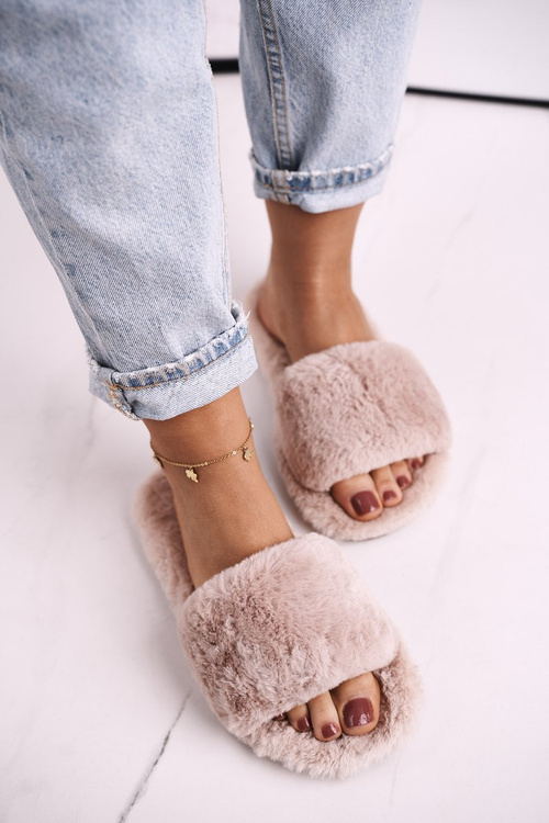 Жіночі пухнасті тапочки світло-коричневого кольору Cold Days