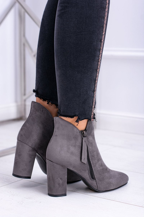 Жіночі сірі чоботи на шпильці замшеві Egida