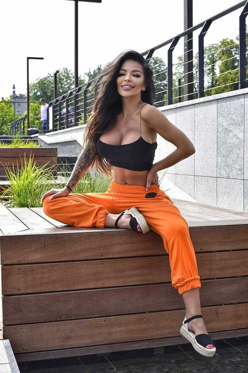 Босоніжки на плетеній платформі Black Megara