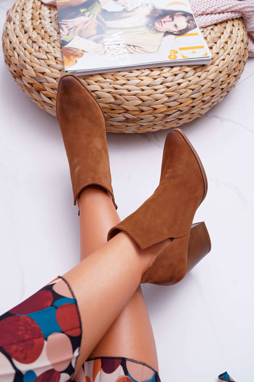 Жіночі чоботи на підборах весняні шкіряні замшеві коричневі Nicole 2430