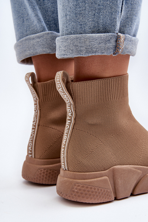 Жіноче спортивне взуття з носком бежеве Zirila