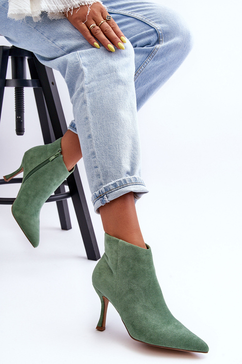 Жіночі замшеві чоботи на підборах Зелені Merisa