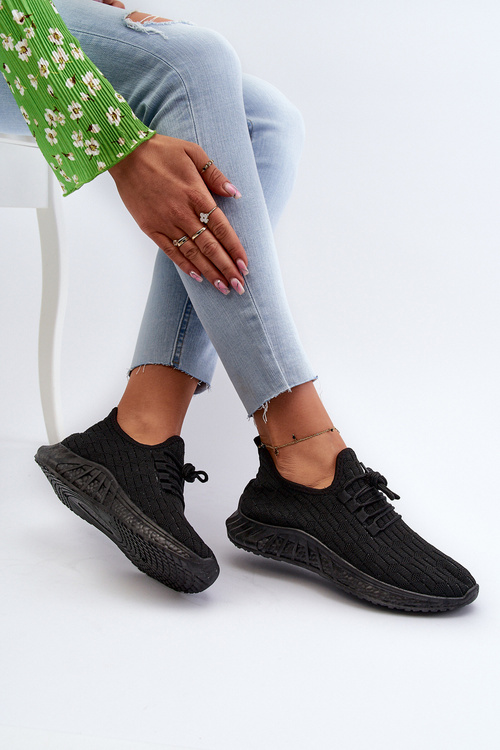 Чорне легке жіноче спортивне взуття Xalara
