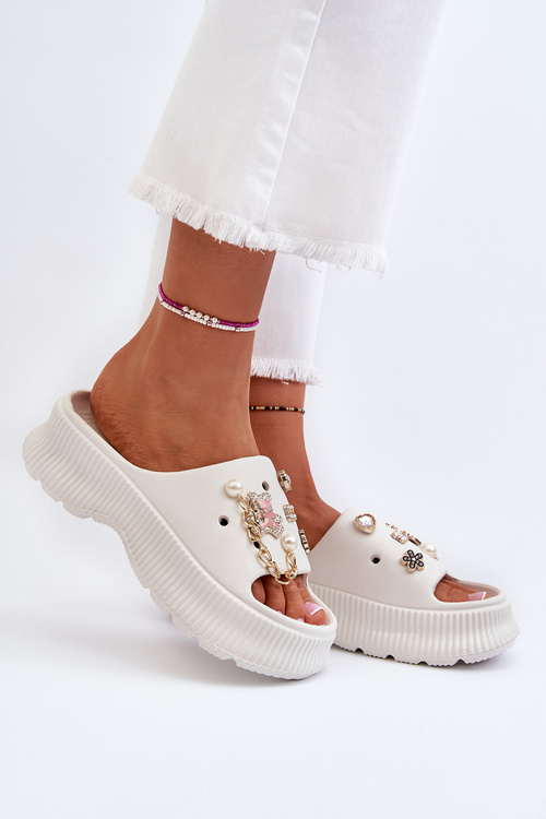 Жіночі поролонові шльопанці з білими прикрасами Afariana