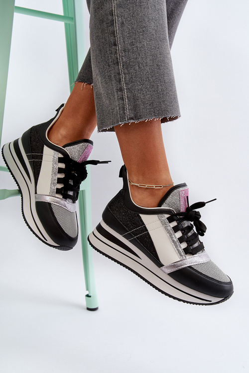 Жіночі кросівки на танкетці та платформі з чорними блискітками Rafani