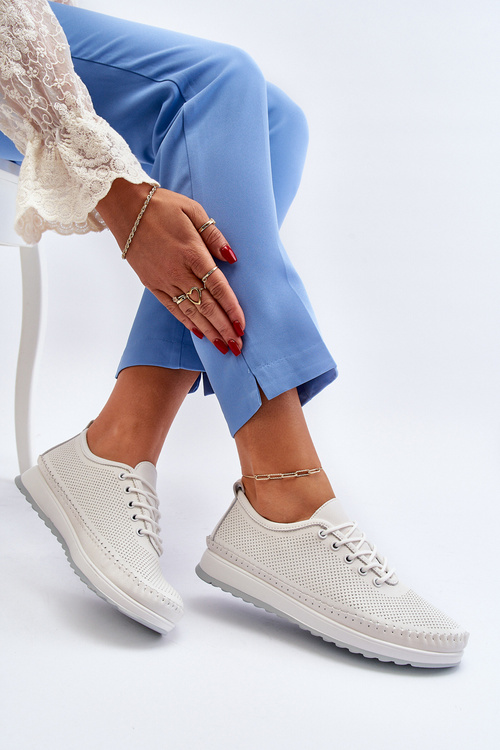 Шкіряні жіночі спортивні кросівки бежеві Lalnai