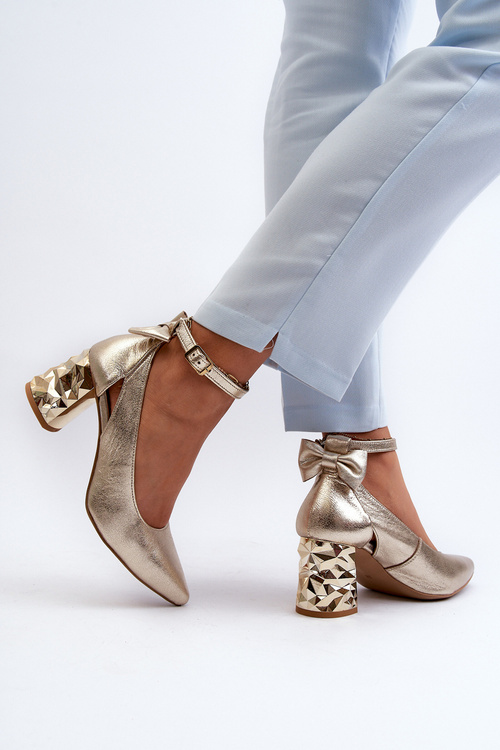 Шкіряні туфлі з бантом Maciejka 05059-25 золото