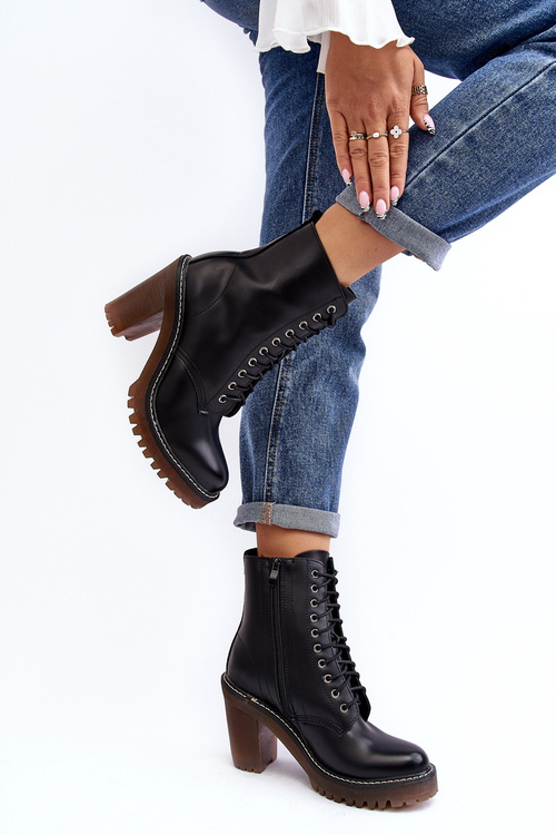 Жіночі ботильйони на шнурівці на масивному каблуці Arove