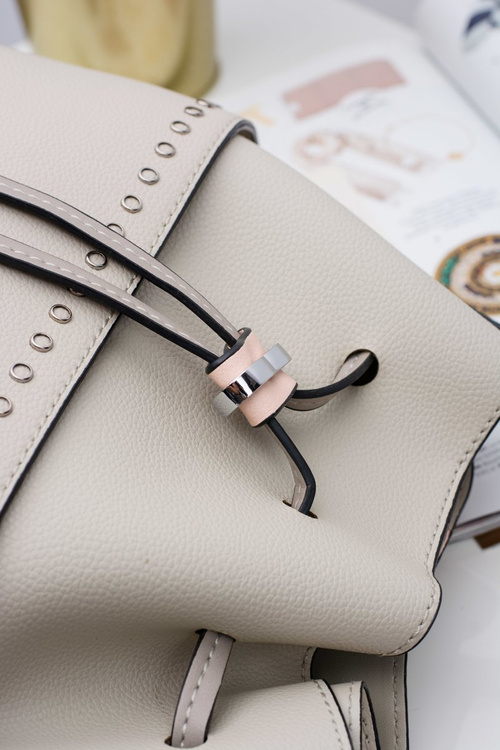 Жіноча бежева сумка Bag Bag Monnari