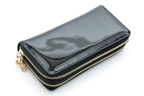Великий жіночий чорний лакований гаманець Nobo