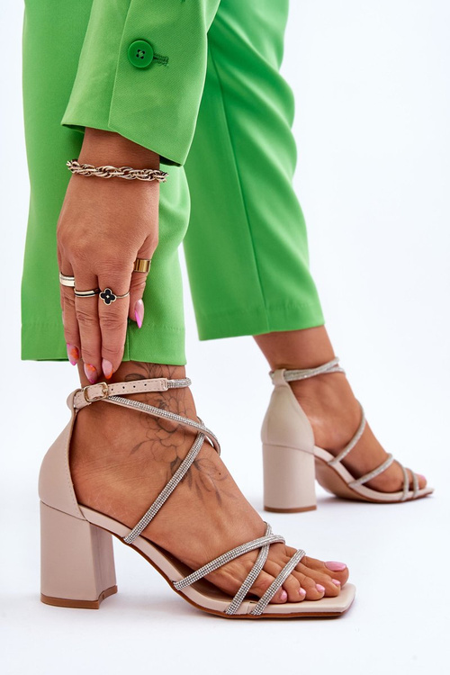 Жіночі шкіряні босоніжки на підборах з цирконієм, бежевий Liviano