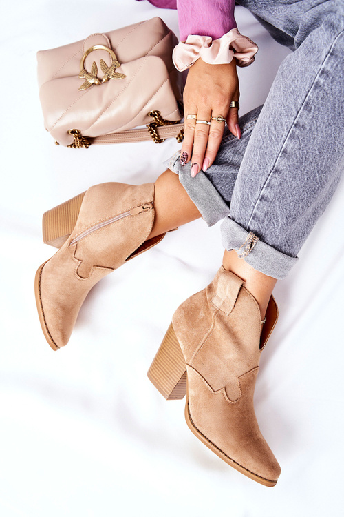 Жіночі чоботи на шпильці бежеві меронет