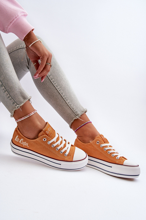 Жіночі кросівки на товстій підошві Lee Cooper LCW-24-31-2216 Помаранчеві