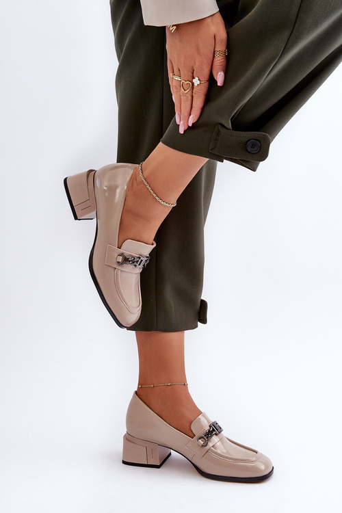 Бежеві лаковані туфлі S.Barski MR38-960