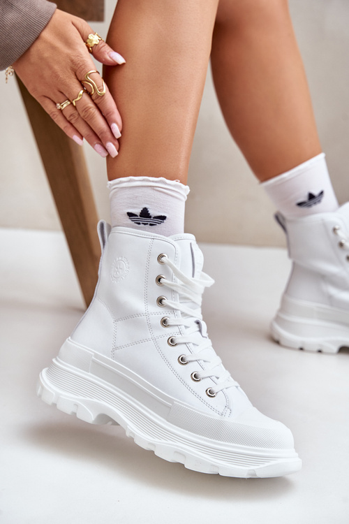 Шкіряні утеплені кросівки на масивній платформі Big Star OO274A598 Білі