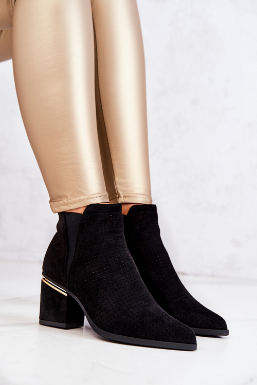 Замшеві ажурні ковбойські чоботи Helloni чорного кольору