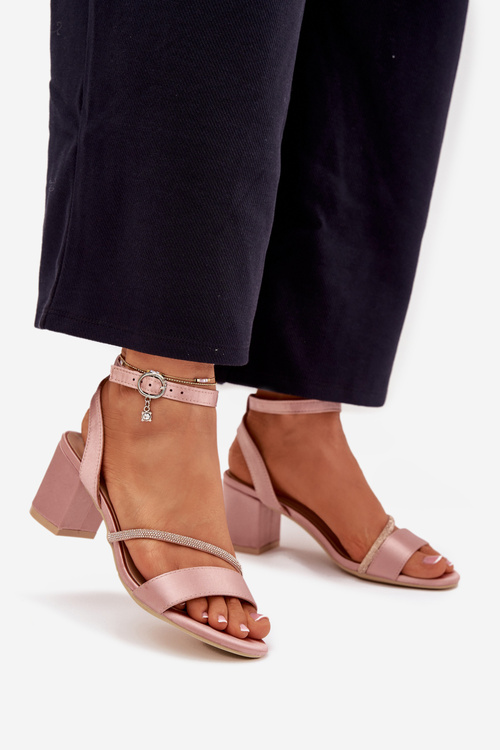 Жіночі Сандалі На Каблуку З Цирконіями Vinceza 20268 Бежеві