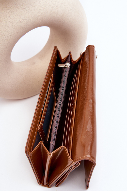 Жіночий гаманець з магнітною застібкою Harmale коричневого кольору