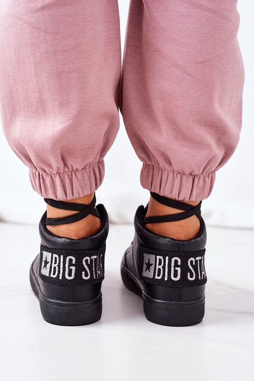 Жіноче утеплене спортивне взуття Big Star EE274351 Black