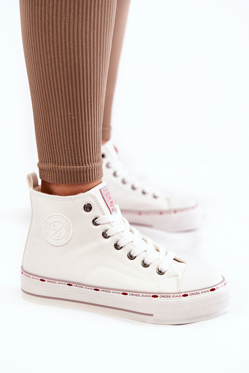 Жіночі високі утеплені кросівки Cross Jeans KK2R4044C білі