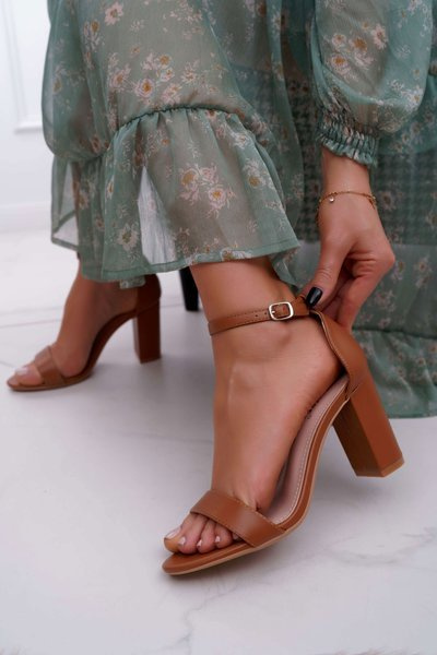 Жіночі босоніжки на шпильці Classic Camel Fiji