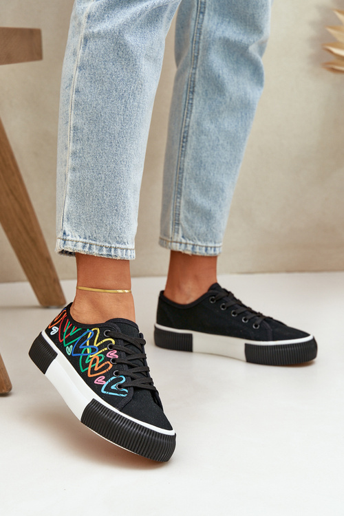 Жіночі Кросівки Серця Чорні Fonirea