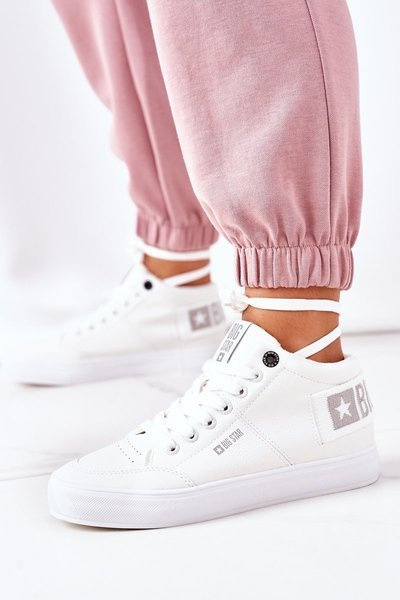 Жіноче утеплене спортивне взуття Big Star EE274352 біле