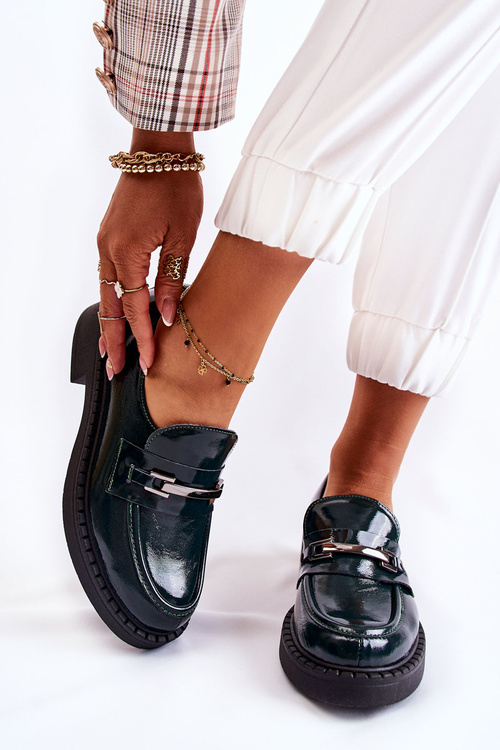 Лаковані туфлі зі срібним орнаментом Зелений Hestill