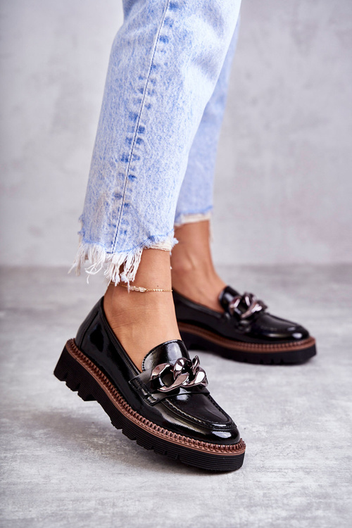 Лаковані лофери на чорній платформі Reidun