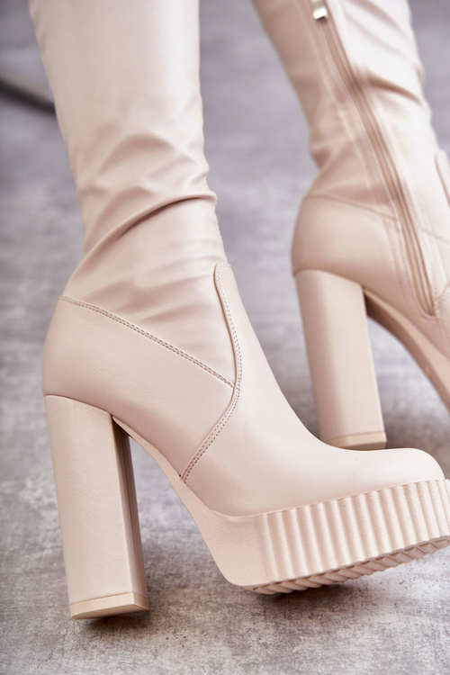 Шкіряні високі чоботи на платформі бежеві Katrina