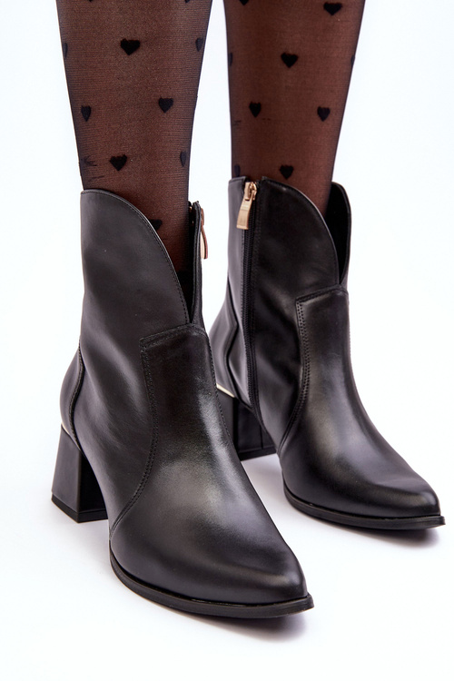 Жіночі шкіряні ковбойські чоботи на підборах чорні Lewski 3166/B/2