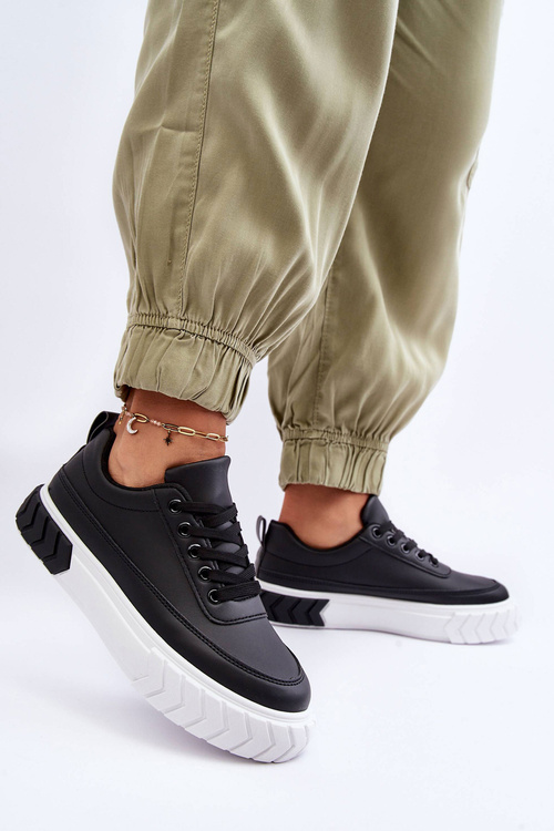 Класичні спортивні туфлі на платформі чорно-білі Nannzie