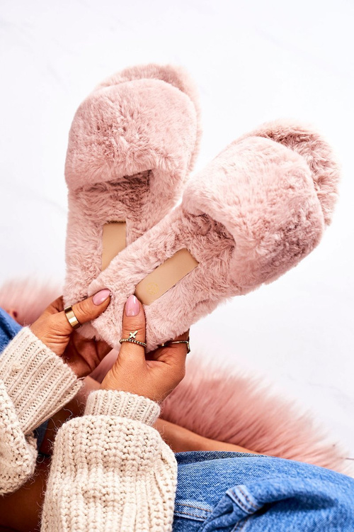 Жіночі пухнасті тапочки Pink Cold Days