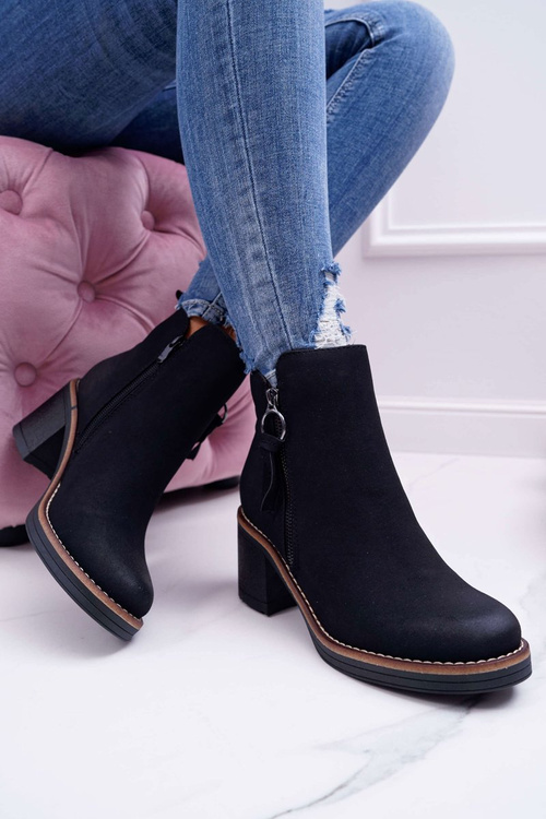 Жіночі повстяні утеплені черевики на шпильці чорні Delia