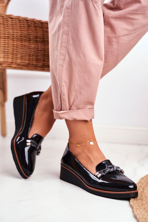 Жіночі лофери на мальованій танкетці чорні Abba