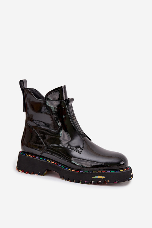 Лаковані жіночі чоботи з натуральної шкіри утеплені Artiker 57C0166 Чорні