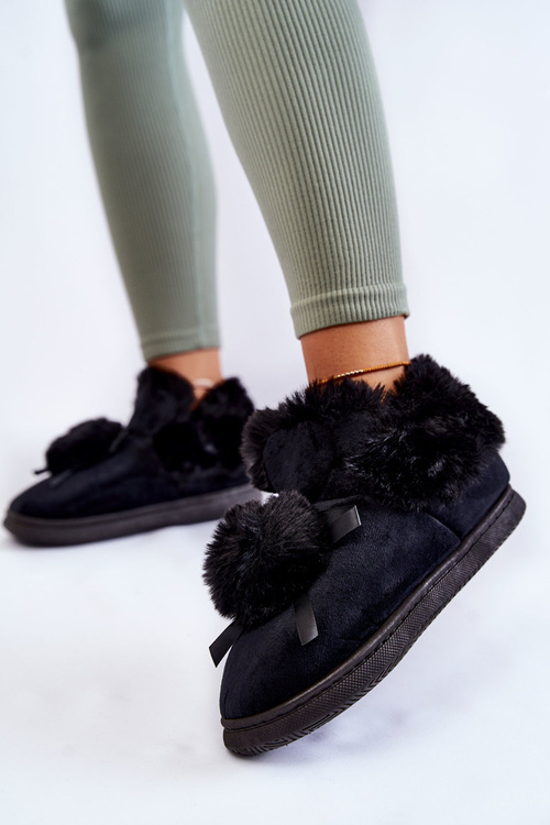 Жіночі хутряні сліпони з помпоном чорні Noemi
