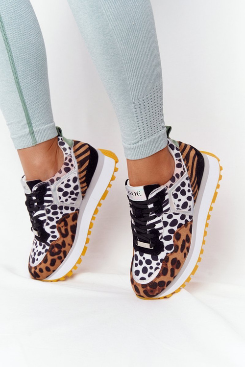 Замшеве спортивне взуття на платформі GOE HH2N4003 Коричневий