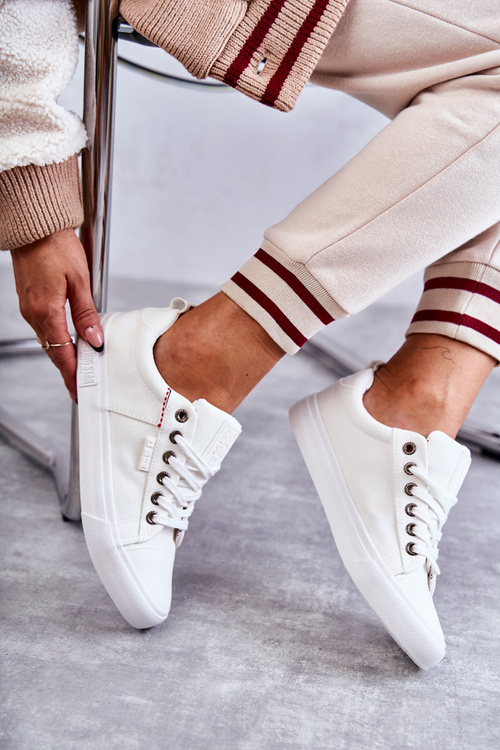 Жіночі низькі кросівки Big Star KK274003 Білі