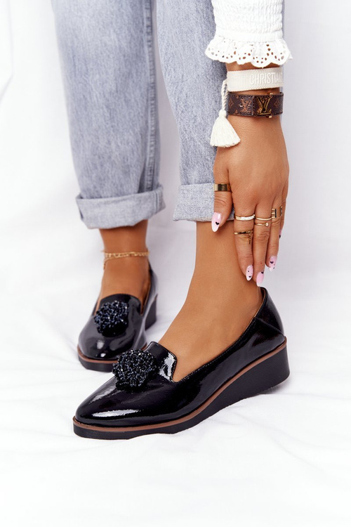 Елегантні туфлі на танкетці Vinceza 10580 Patent Black