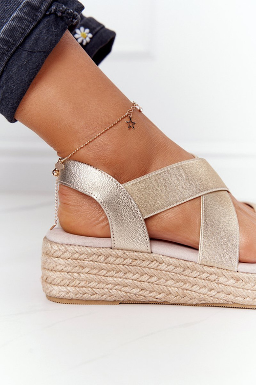 Босоніжки на танкетці зі шнурком Big Star HH274414 Золотий