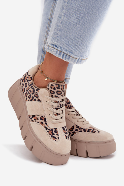 Замшеві утеплені жіночі кросівки на масивній платформі Vinceza 66841 Леопардовий бежевий